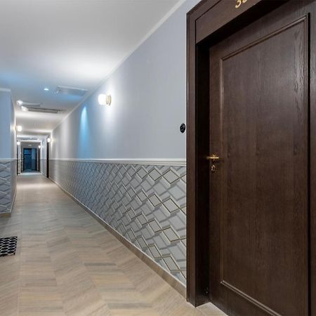 Apartament Palacowy Polonia Z Miejscem Parkingowym Lodz  Exterior photo